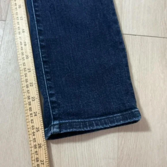 Judy Blue Capri Fit Dark Wash High Rise Flare Jeans Women Size 11/30 - Picture 4 of 5